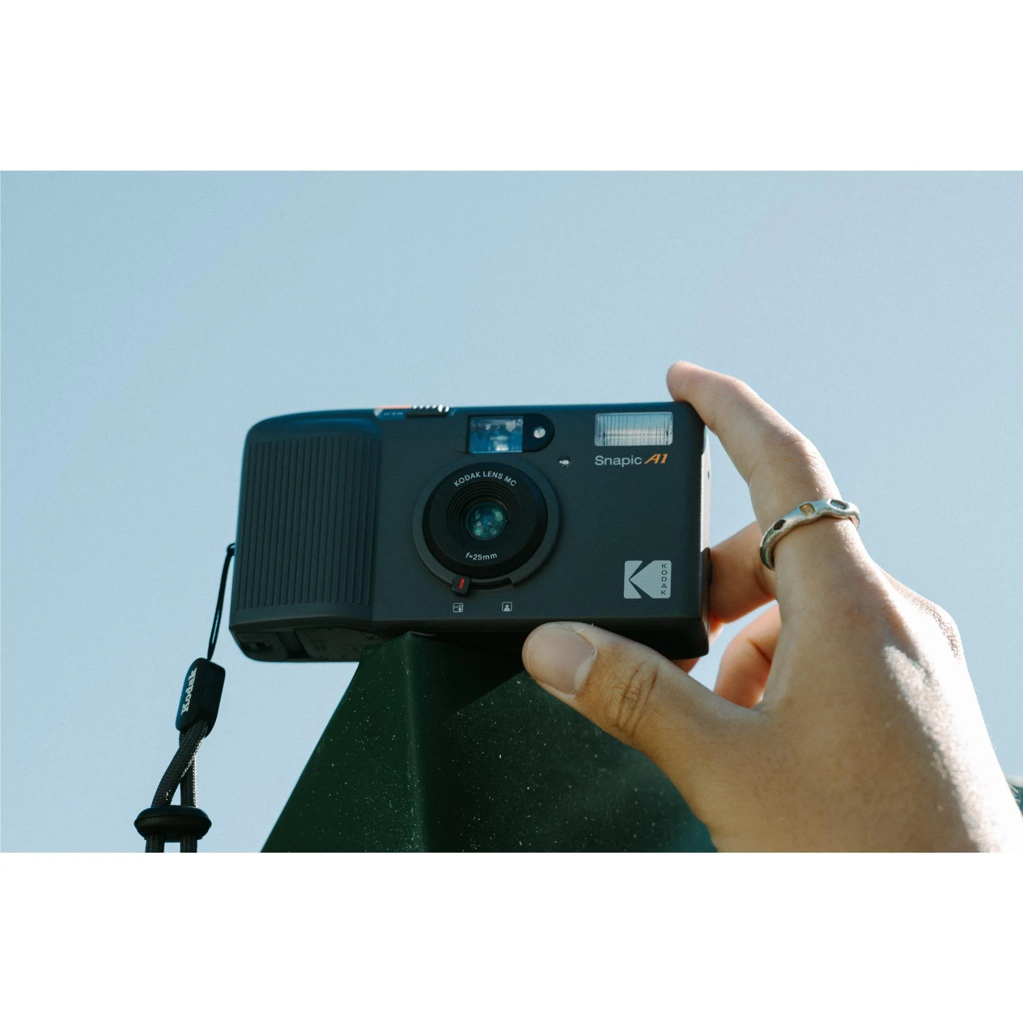 Kodak Snapic A1 35mm Film Camera (Rhino Grey) - Image 9