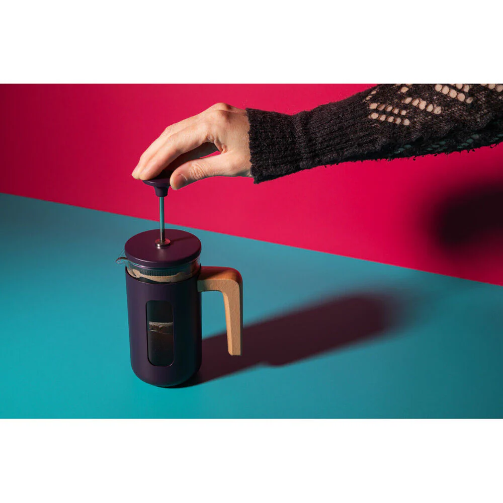 La Cafetiere Pisa 3-Cup Manual Glass Coffee Press Maker (Purple) - Image 7