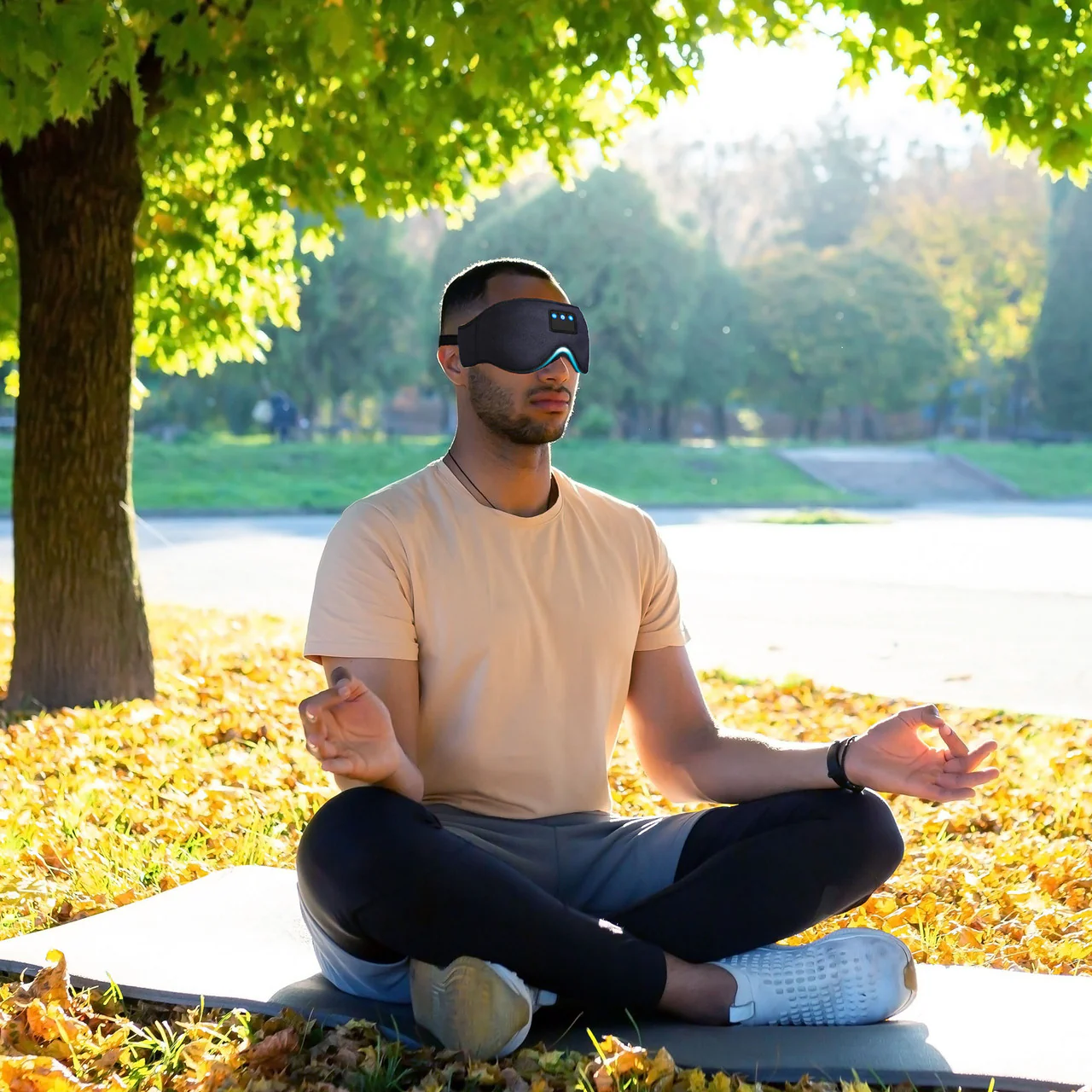 Laser Sleep Mask with Bluetooth Headphones (Black) - Image 4