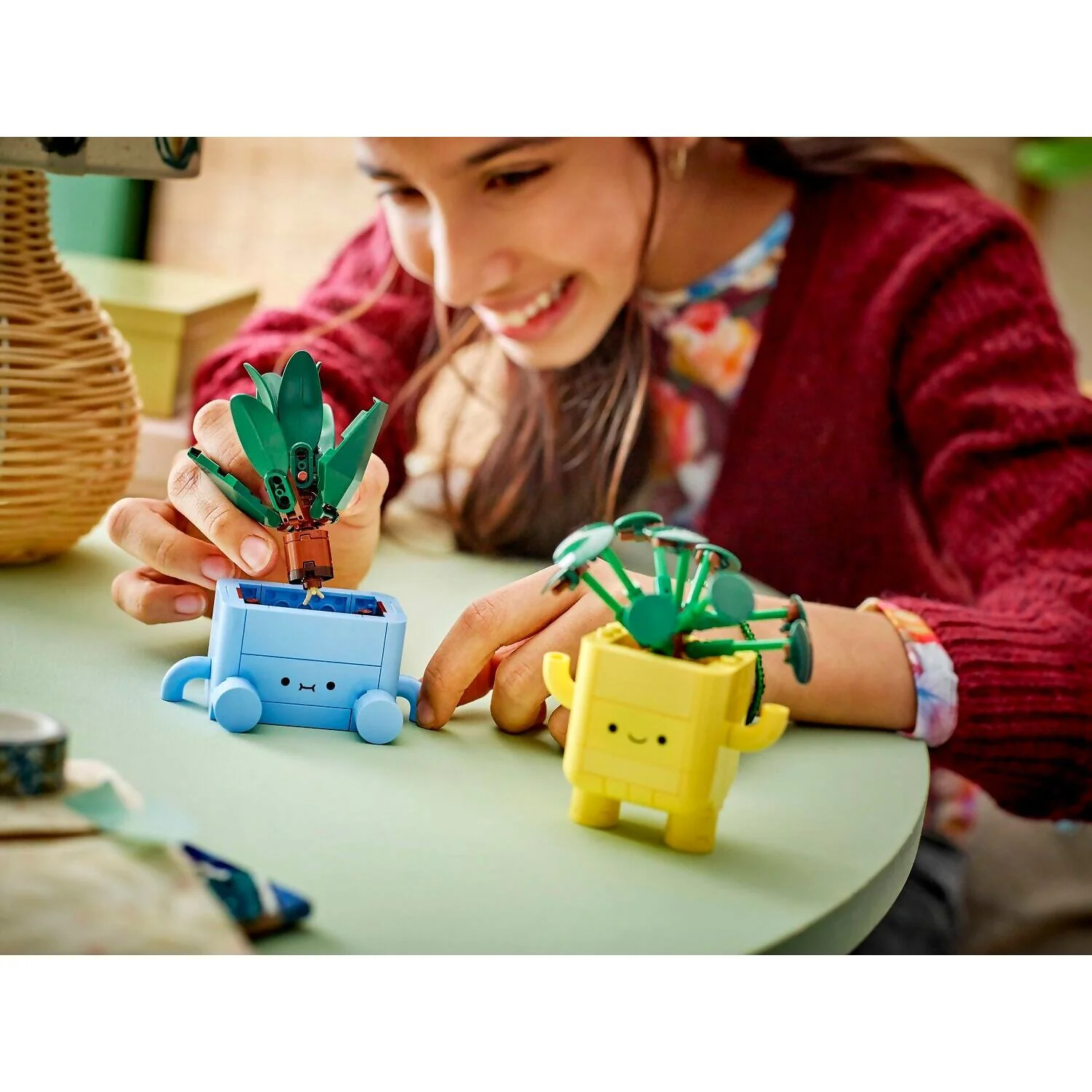 LEGO 10349 Happy Plants - Botanicals - Image 7