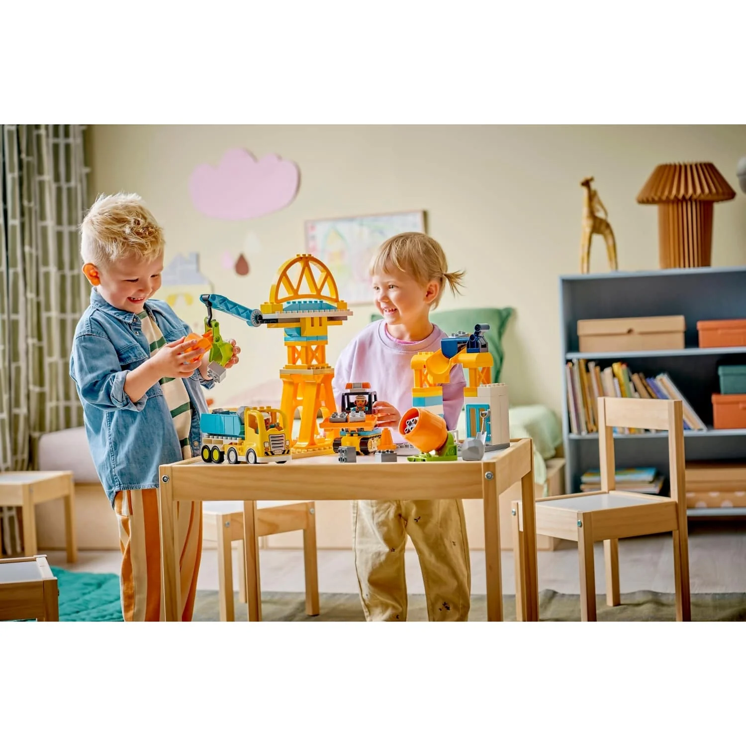 LEGO 10476 3 in 1 Construction Site and Vehicles - Duplo - Image 8