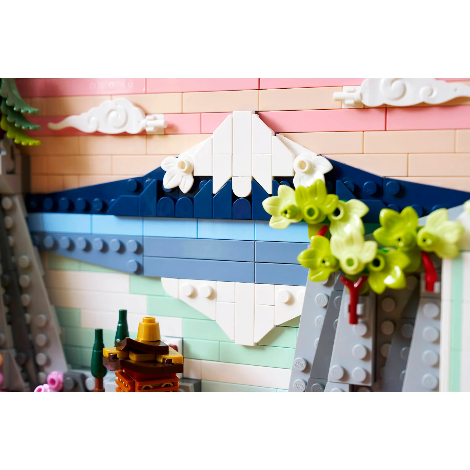 LEGO 31218 Japanese Cherry Blossom Landscape - Art - Image 8