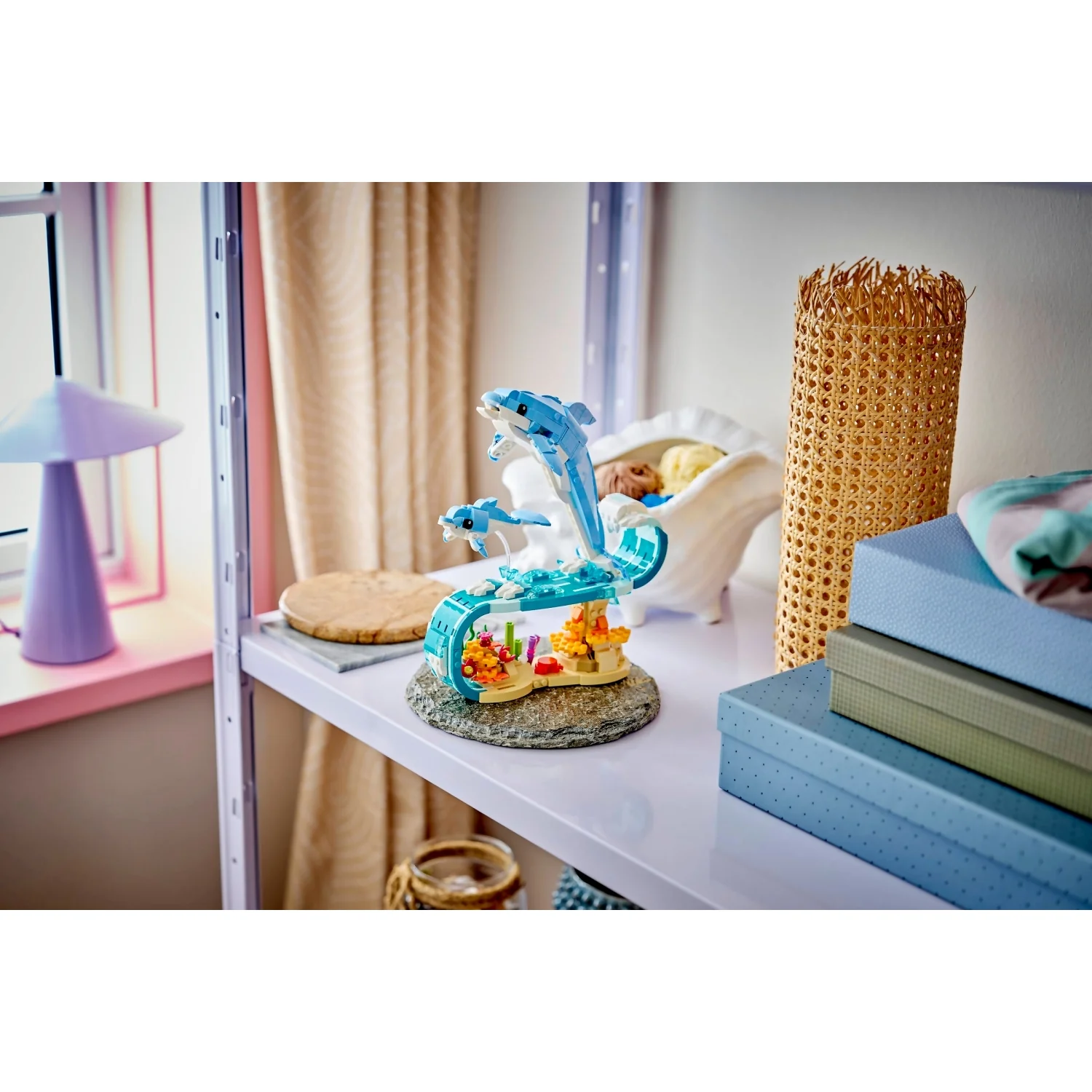 LEGO 31385 Sea Animals: Beautiful Dolphins - Creator 3-in-1 - Image 8