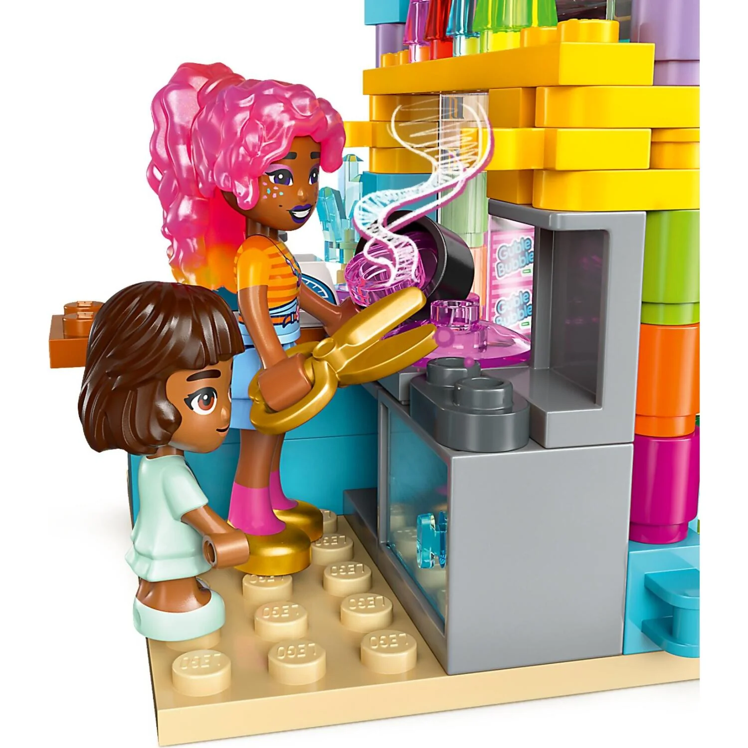 LEGO 42649 Heartlake City Candy Store - LEGO Friends - Image 4