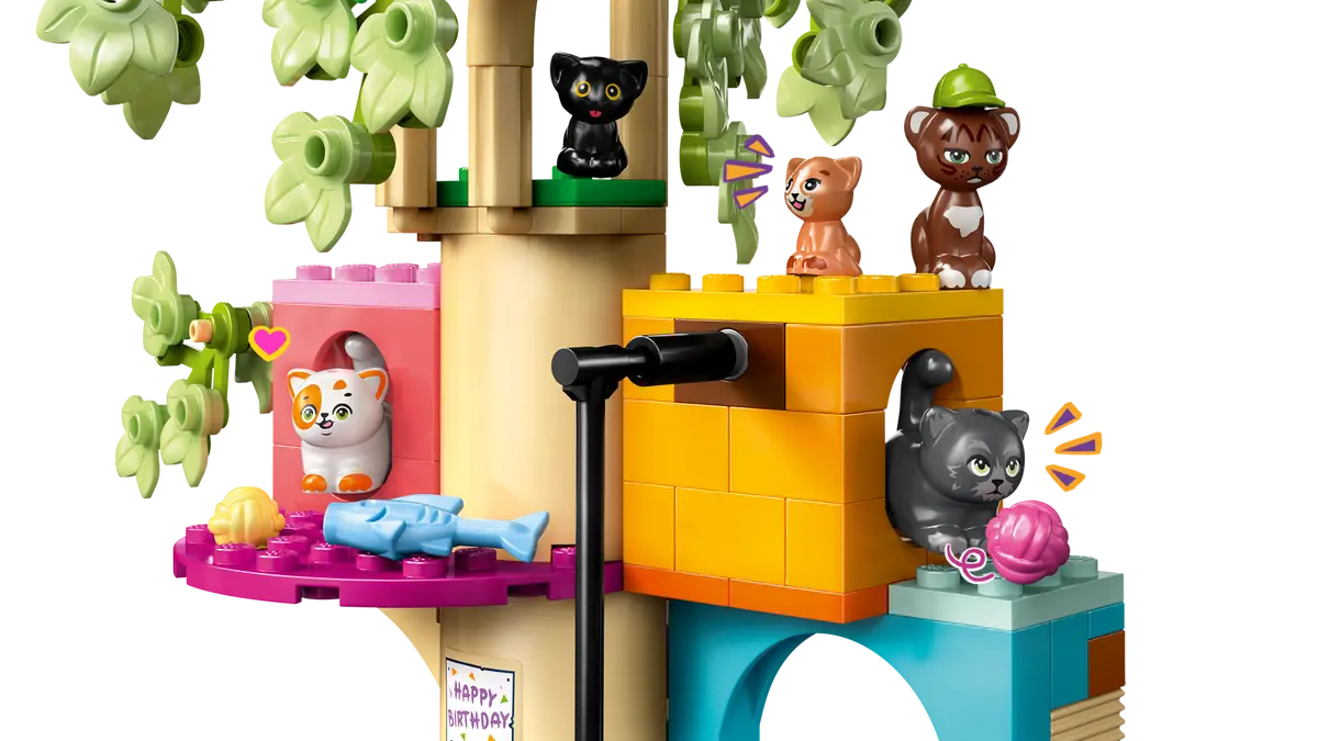LEGO 42666 Cat Birthday Party & Tree House - Friends - Image 3
