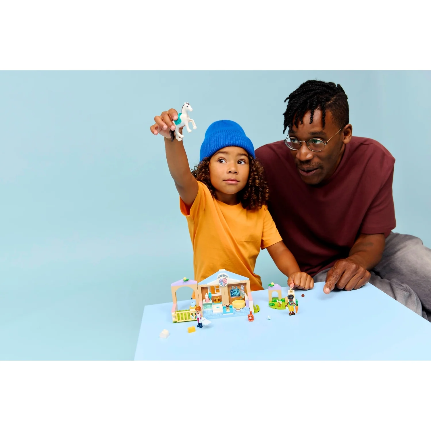 LEGO 42696 Animal Vet Clinic - Friends - Image 6