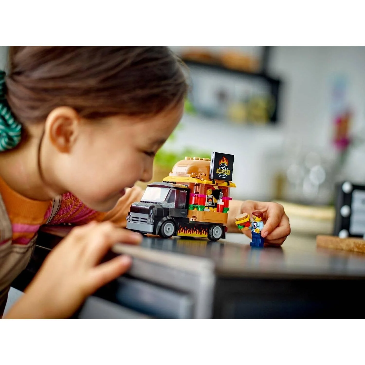 LEGO 60404 Burger Truck - City - Image 6