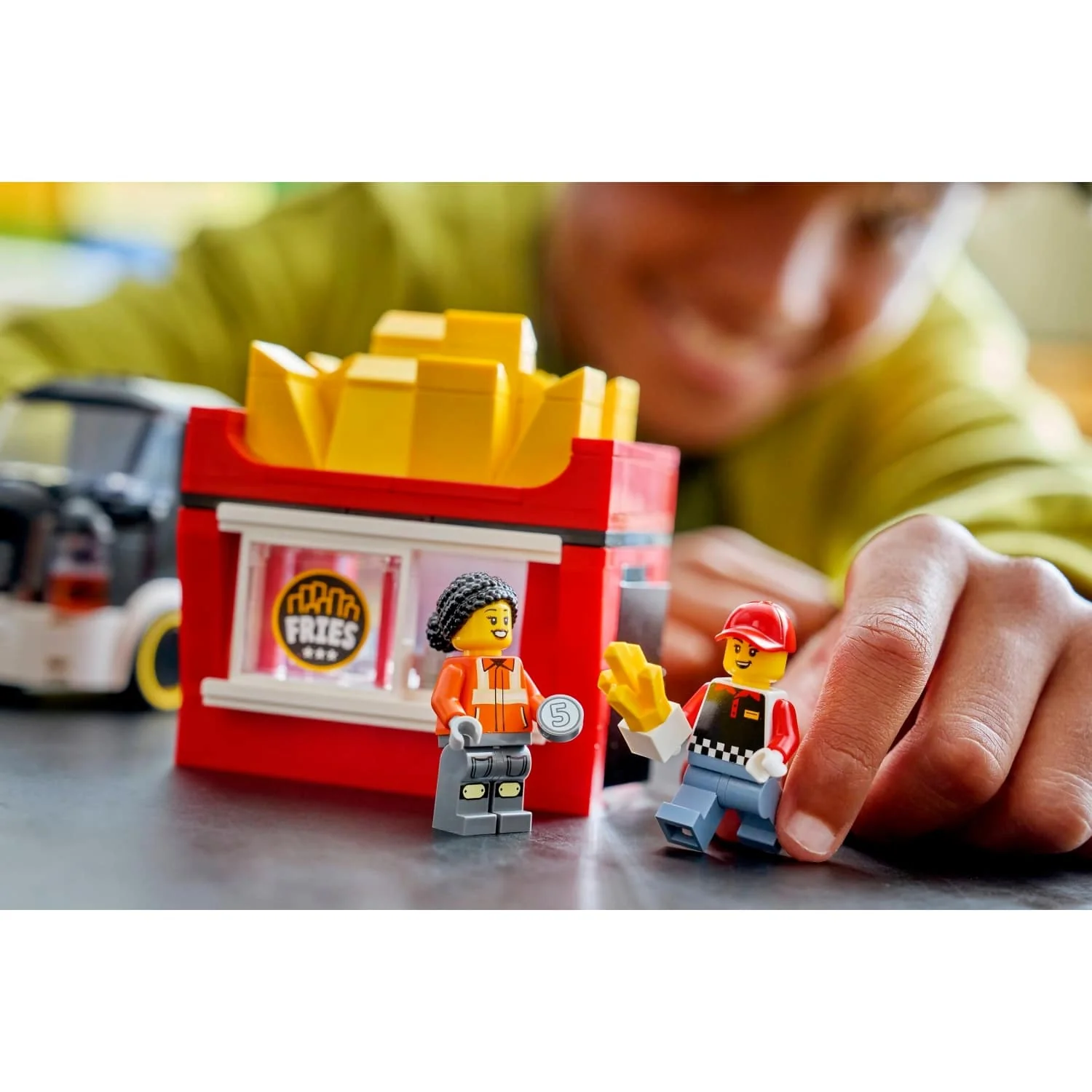 LEGO 60488 Fries Food Truck - City - Image 8
