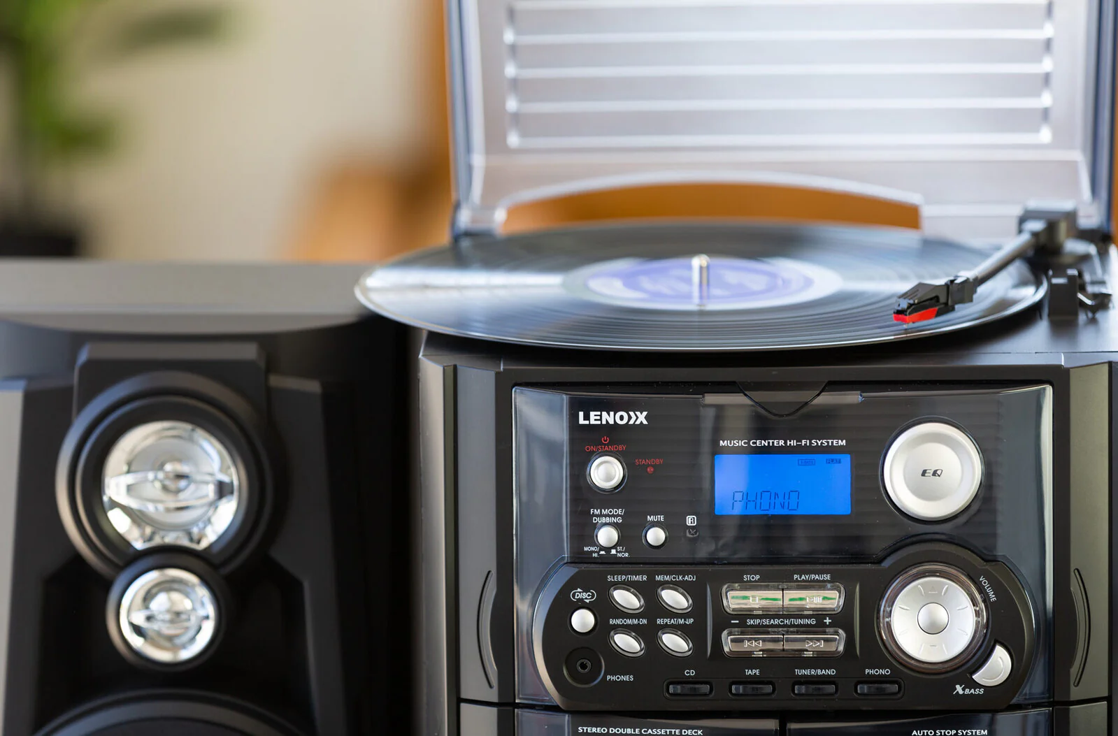 Lenoxx Hi-fi Turntable Vinyl LP/ 3 CD Player/ Dual Cassette Recorder/ AM/ FM - Image 3