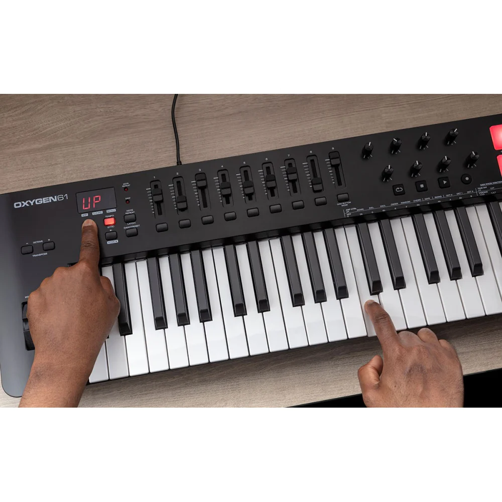 M-Audio Oxygen MKV USB-MIDI Connected Keyboard Controller Pads/Pots/Fader 61 Key - Image 6
