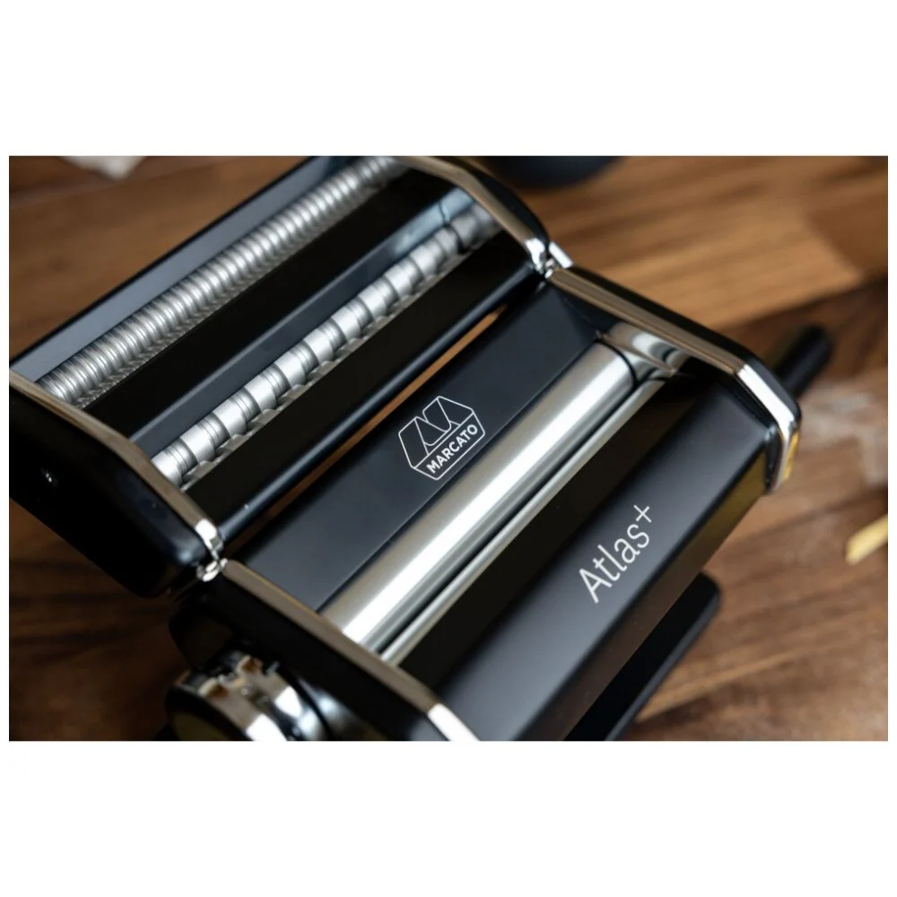 Marcato Atlas Plus Pasta Machine Stainless Steel with 4 Shape Settings (Black) - Image 3