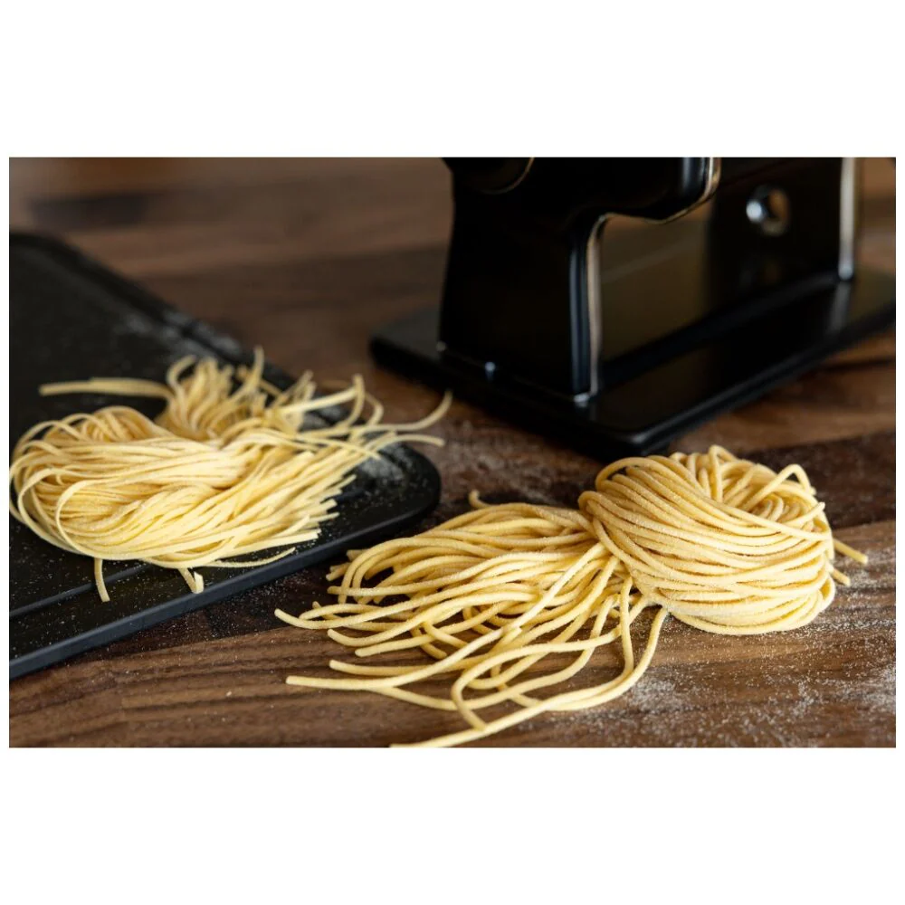 Marcato Atlas Plus Pasta Machine Stainless Steel with 4 Shape Settings (Black) - Image 5