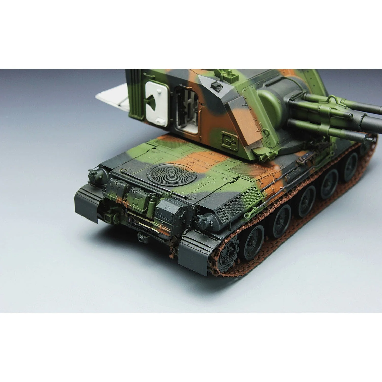 Meng 1/35 French AUF1 155mm Self-Propelled Howitzer - Image 5