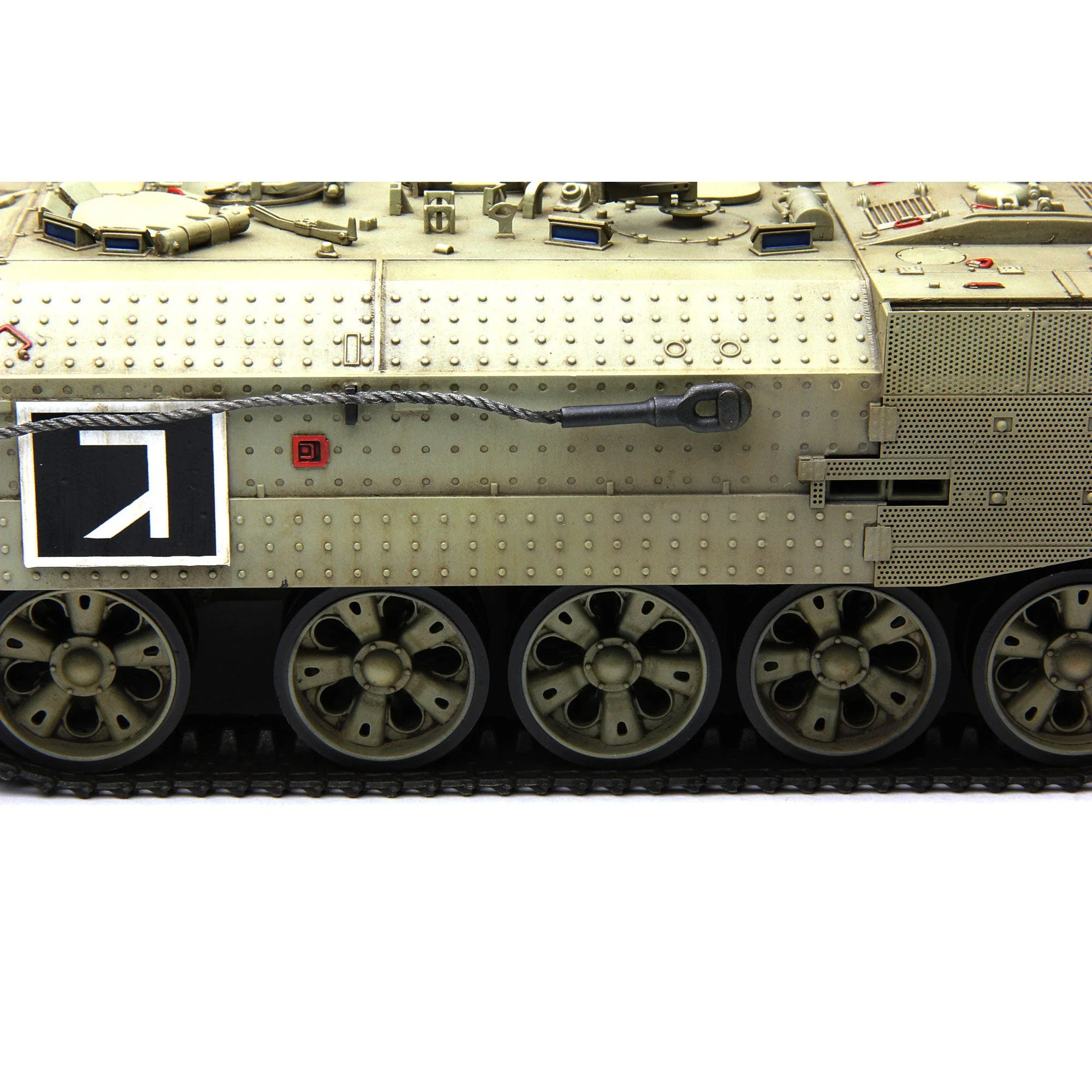 Meng 1/35 Israel Heavy Armoured Personnel Carrier Achzarit Early - Image 5