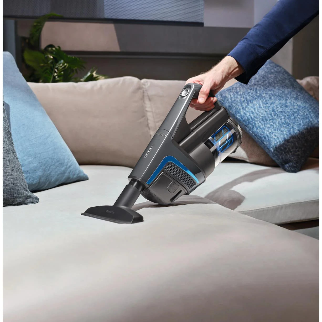 Miele Triflex HX1 Cordless Stick Vacuum (Graphite Grey) - Image 9