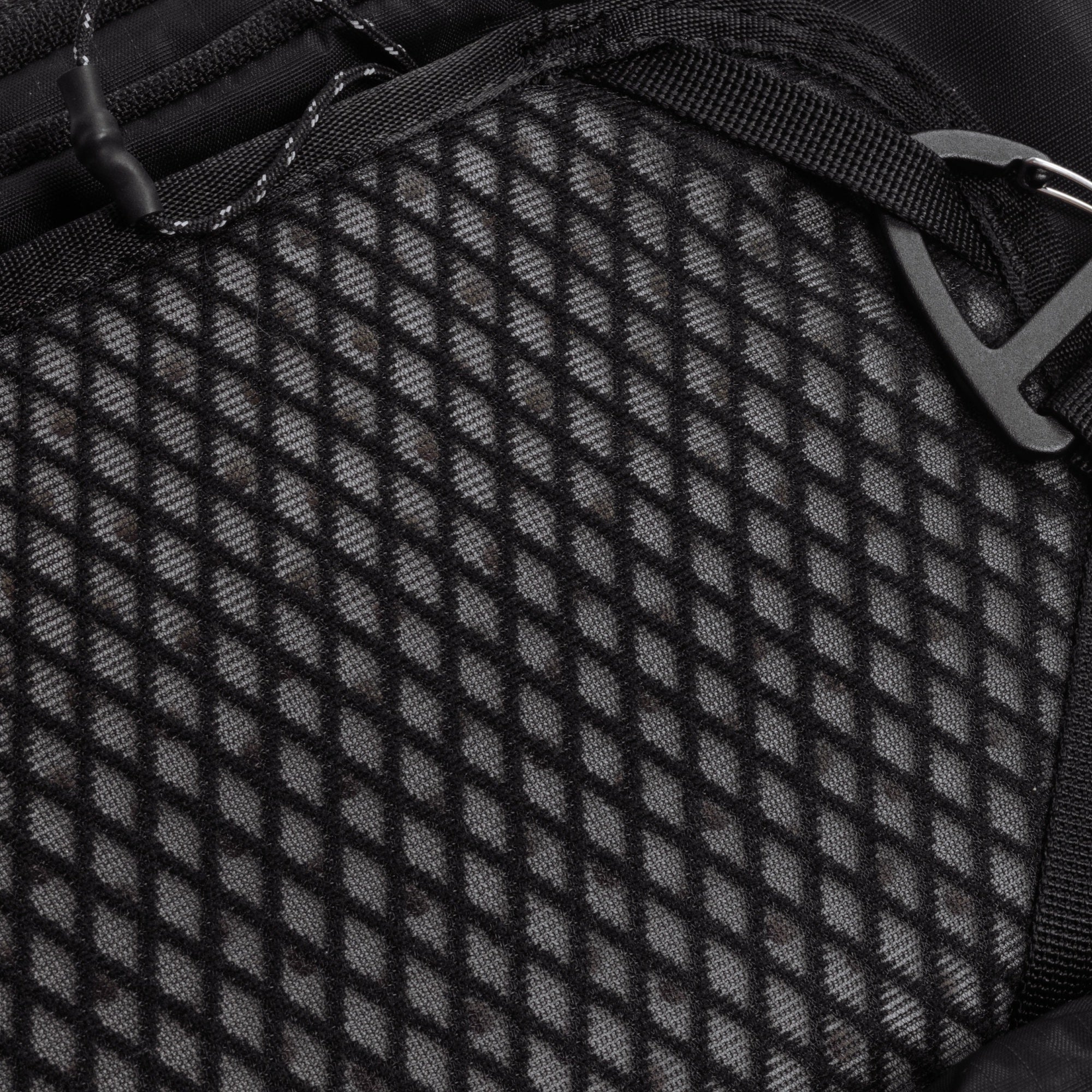Moment - Balance 7L Camera Sling (Black) - Image 6
