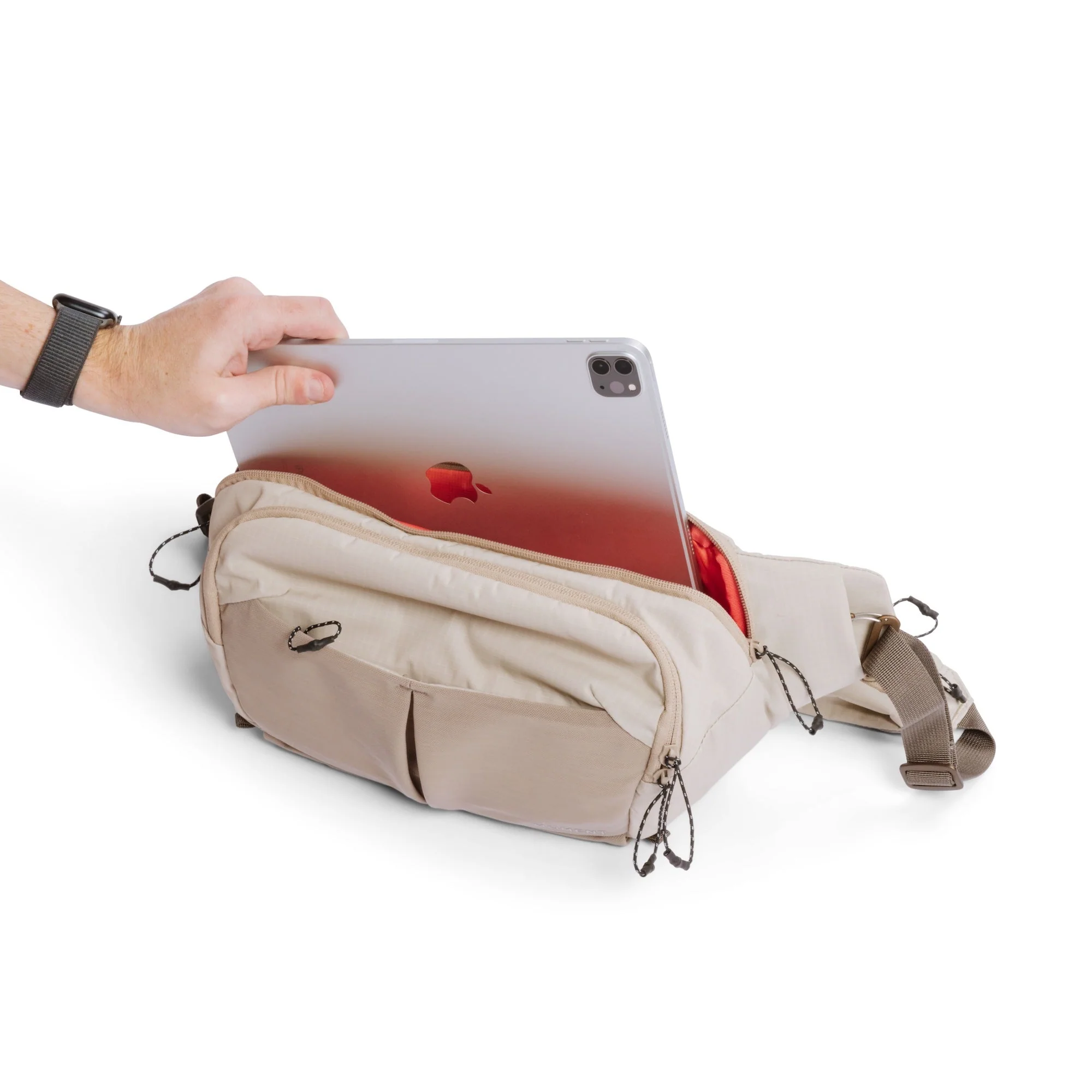 Moment - Balance 7L Camera Sling (Desert) - Image 4