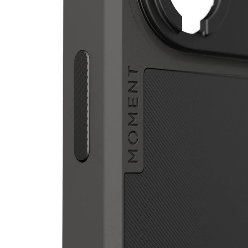 Moment Camera Case with MagSafe for iPhone 17 Pro (Black) - Image 4