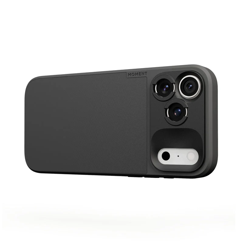 Moment Camera Case with MagSafe for iPhone 17 Pro Max (Black) - Image 4