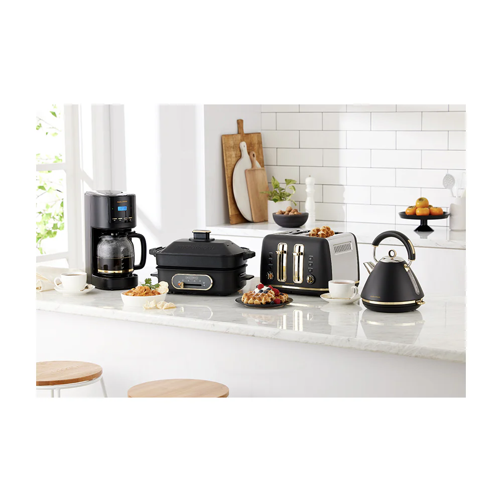 Morphy Richards Ascend 4 Slice Toaster (Gold/Black) - Image 7