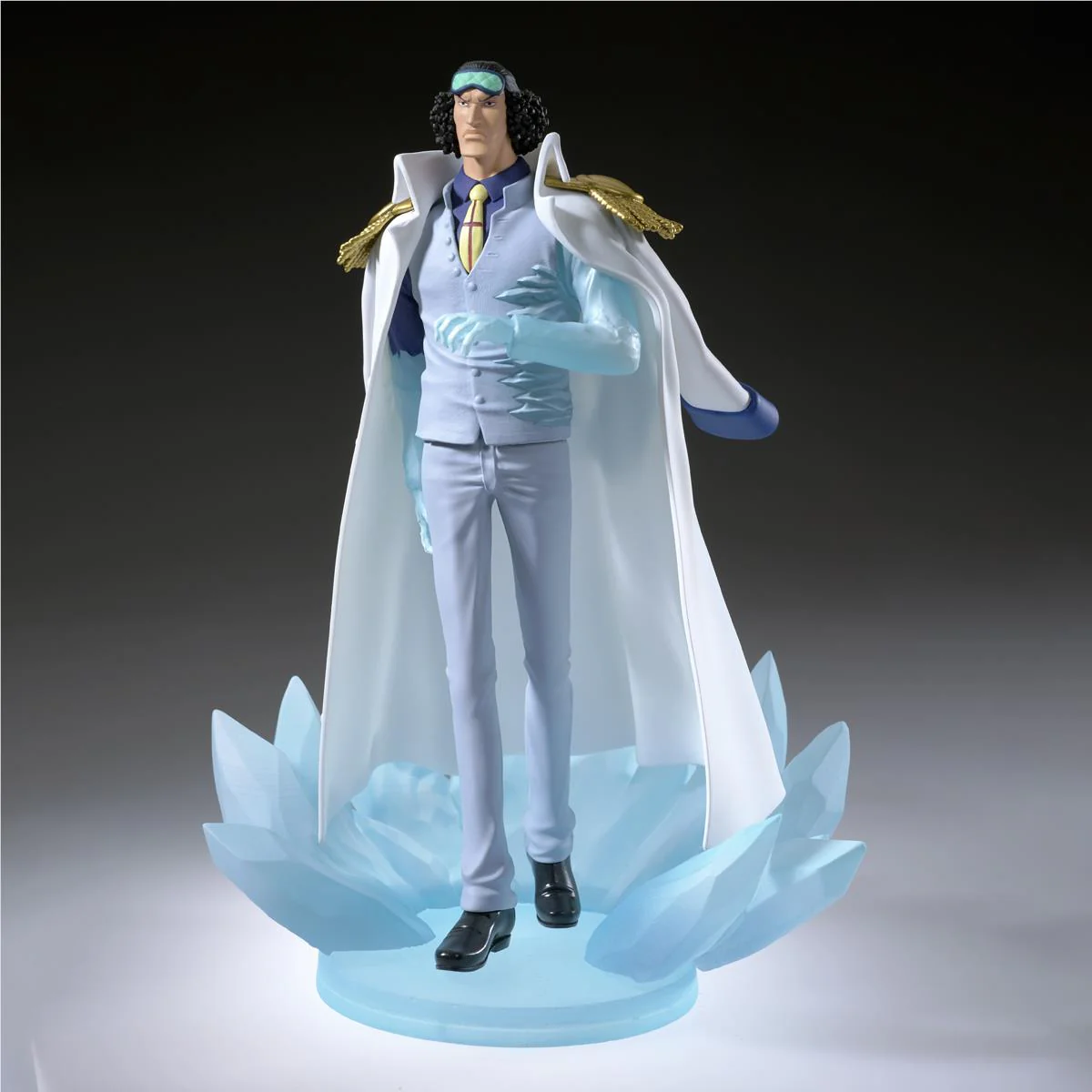 One Piece - The Shukko Logia - Kuzan Figure - Image 8