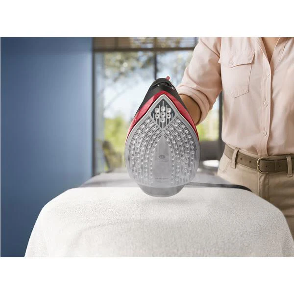 Philips OptimalTEMP 6000 Series Steam Iron (Red/Black) - Image 9