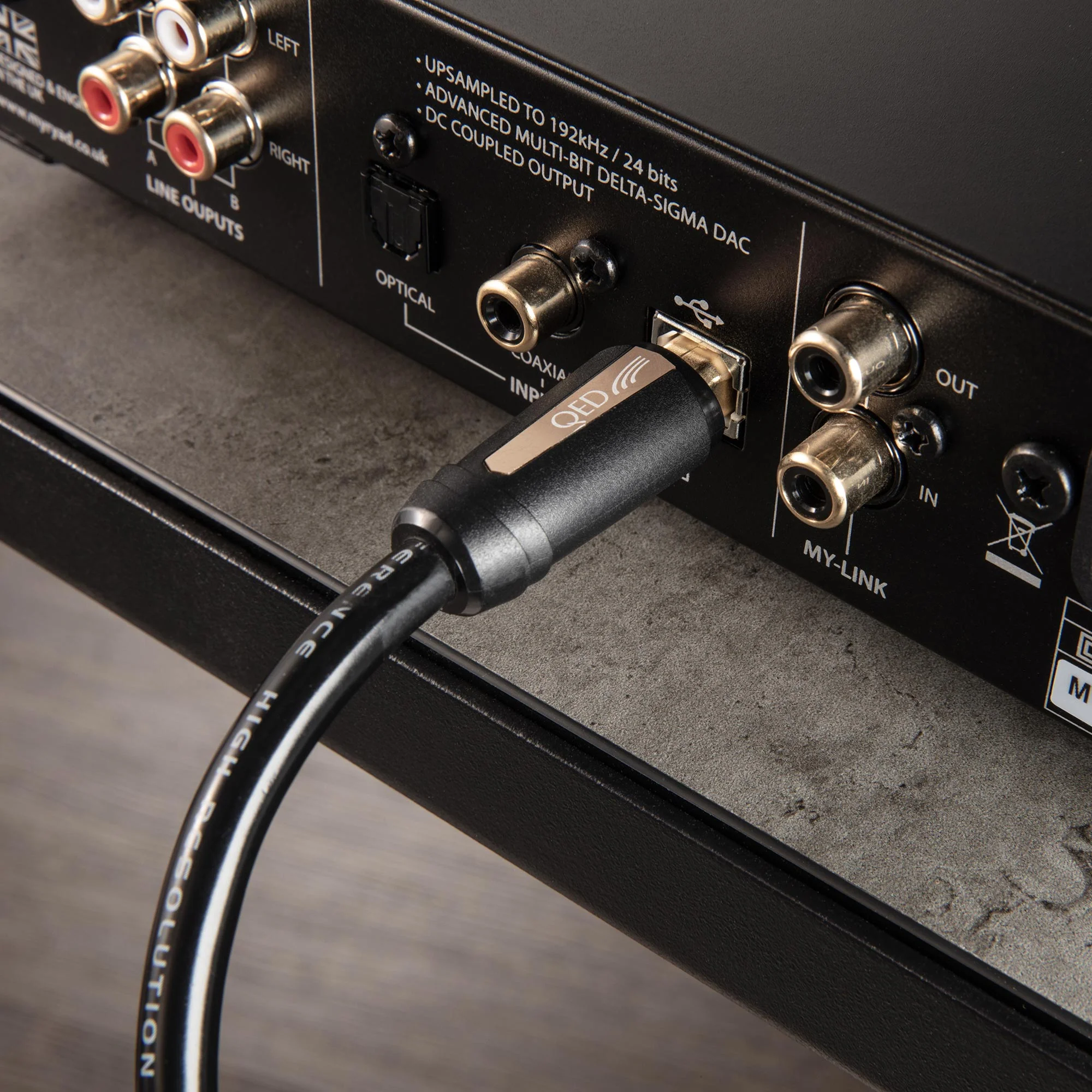 QED Reference Hi-Res USB A-B Cable 3M - Image 2