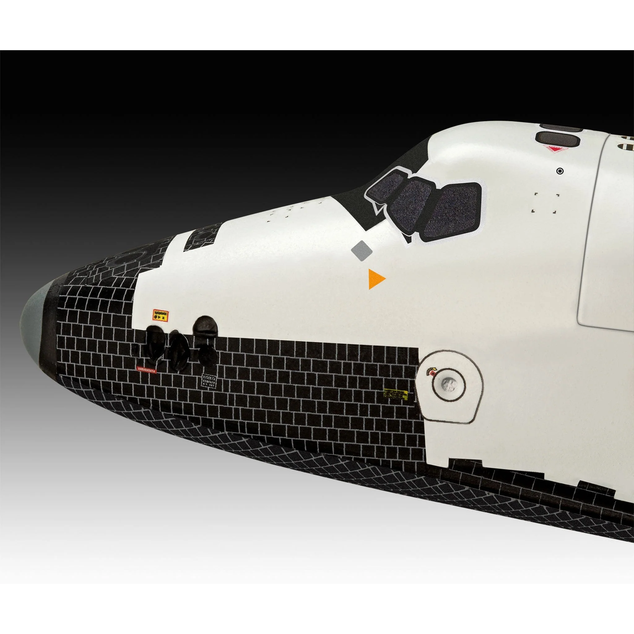 Revell 1/144 James Bond Moonraker - Image 2