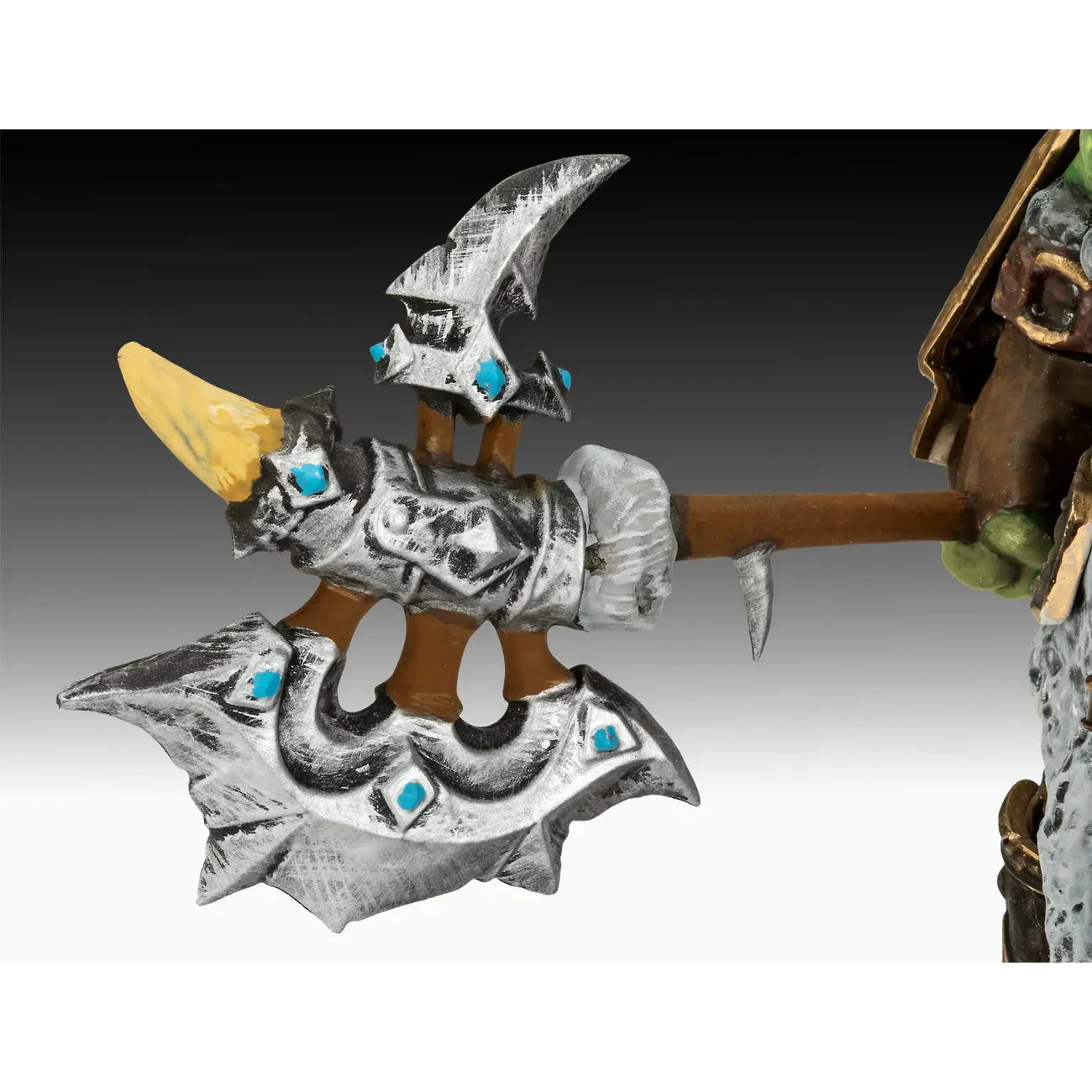 Revell 1/16 Gift Set The Orc Thrall - World of Warcraft - Image 3