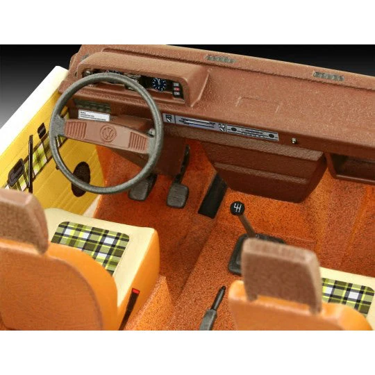 Revell 1/24 Volkswagen VW T3 Bus - Image 4