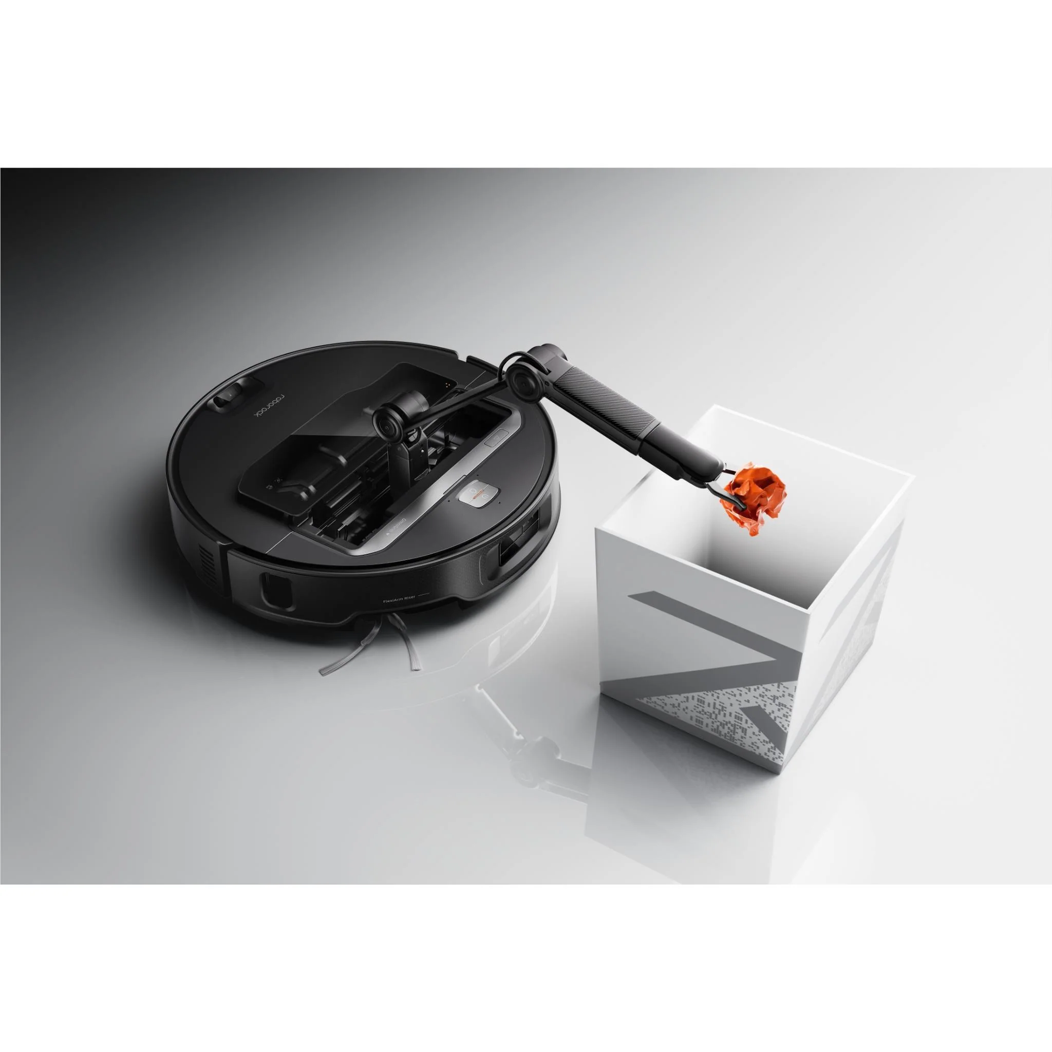 Roborock Saros Z70 Robot Vacuum with OmniGrip Mechanical Arm (Black) - Image 10