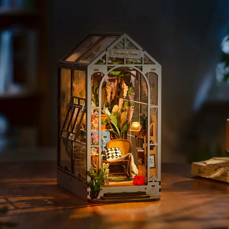 Robotime DIY 3D Bookends Garden House - Image 3