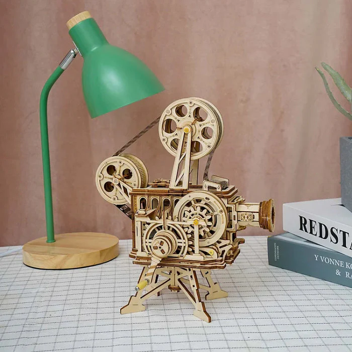 Robotime Mechanical Models Vitascope Projector - Image 3