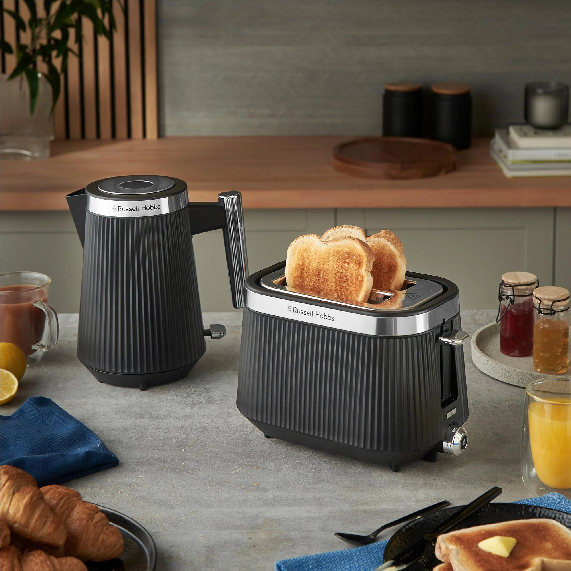 Russell Hobbs Bronte 2 Slice Toaster (Black) - Image 5