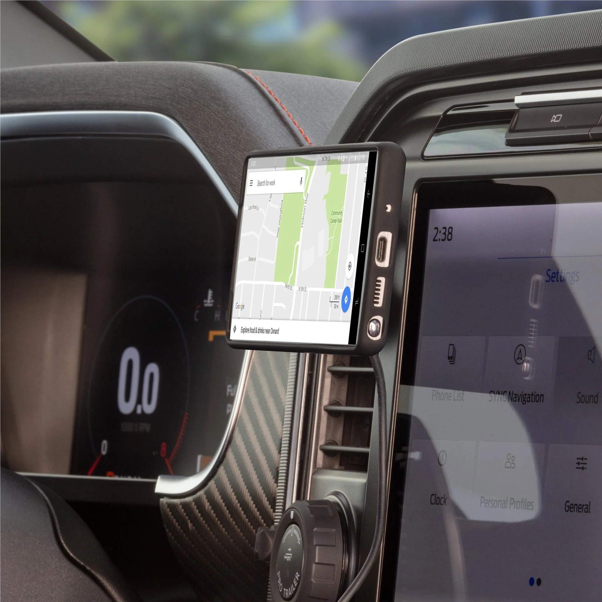 Scoshce MagicMount Pro Wireless 5-in-1 25W Qi2 Car Charging Mount - Image 8