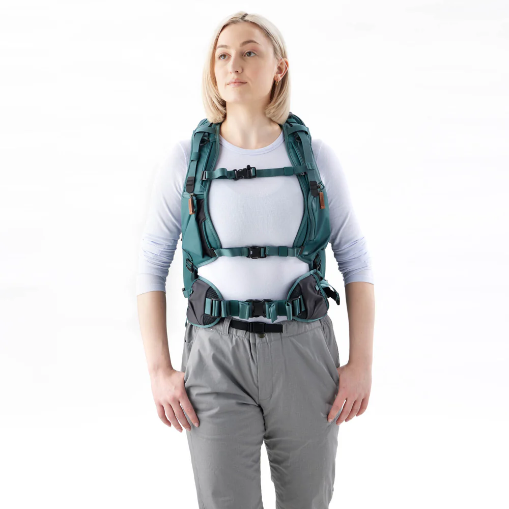 Shimoda Explore V2 30 Women's Starter Kit with Medium Mirrorless Core Unit (Teal) - Image 8