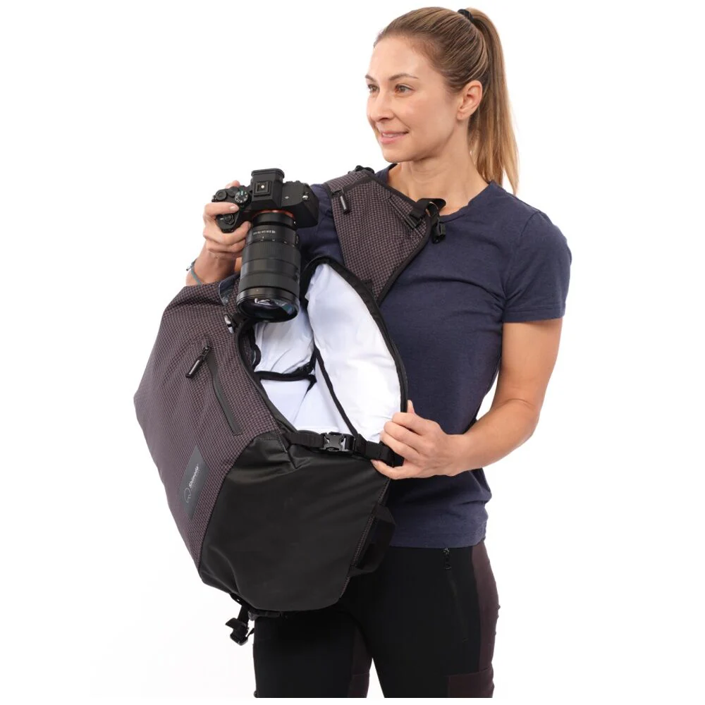Shimoda Side Country 28 Womens Backpack Access Black/White - Image 4