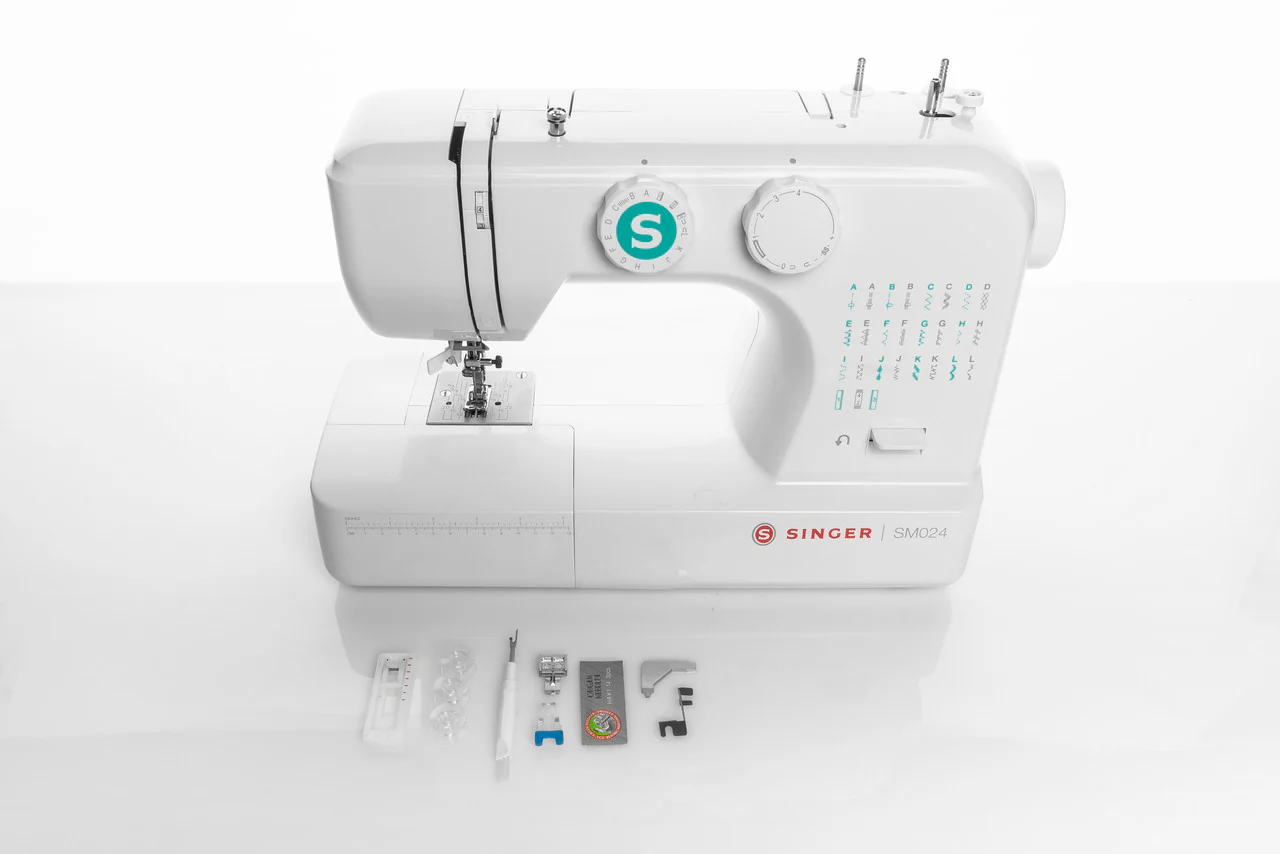 SINGER SM024 - TQ Sewing Machine - Image 4