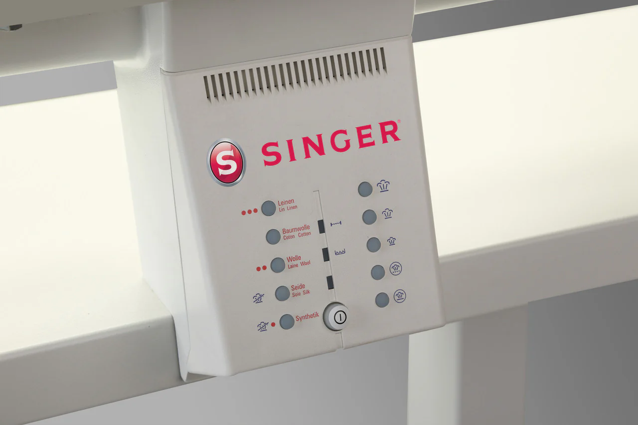 SINGER(R)  560 Roller  Press Steam Ironer - Image 2