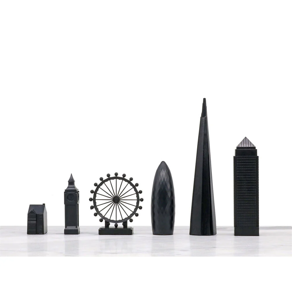 Skyline Chess 33pc Set London v New York with Marble Board (White/Grey) - Image 3