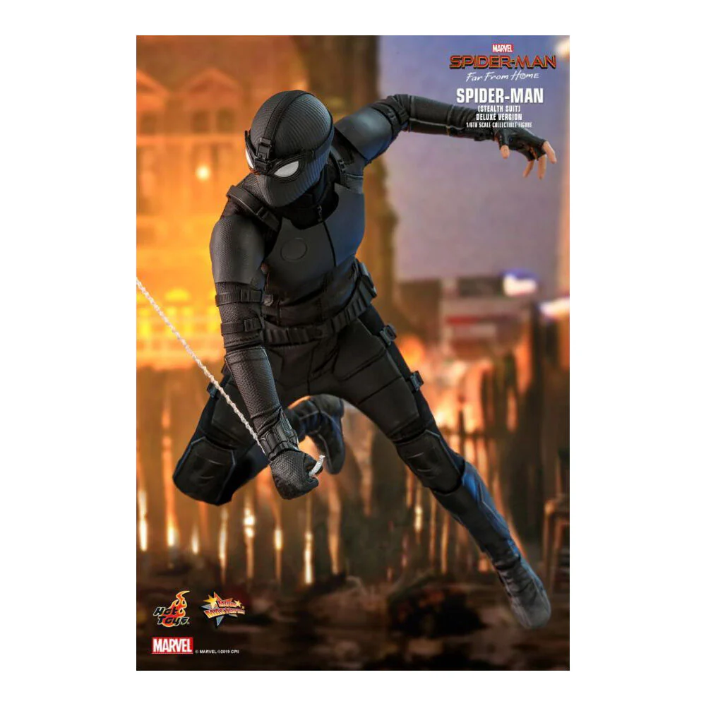 Spider-Man 12"  Far From Home Stealth Suit Deluxe 1:6 Collectable - Image 6