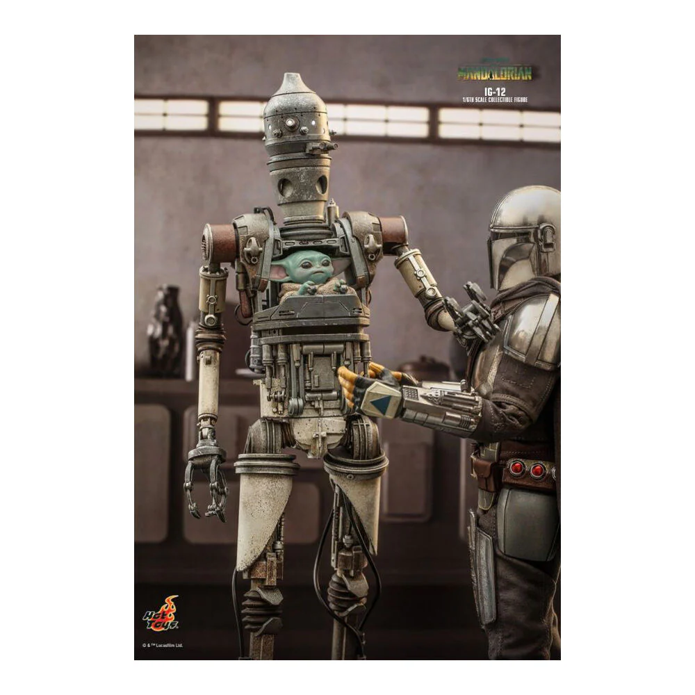 Star Wars: Mandalorian IG-12 1:6 Scale Collectable Action Figure - Image 5