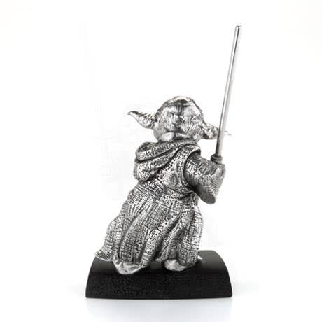 Star Wars Yoda Figurine - Image 3