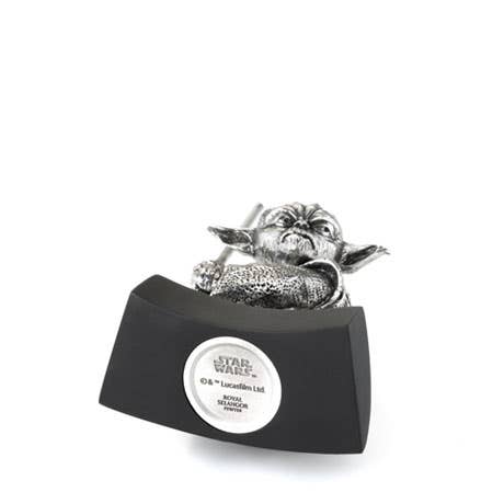 Star Wars Yoda Figurine - Image 4