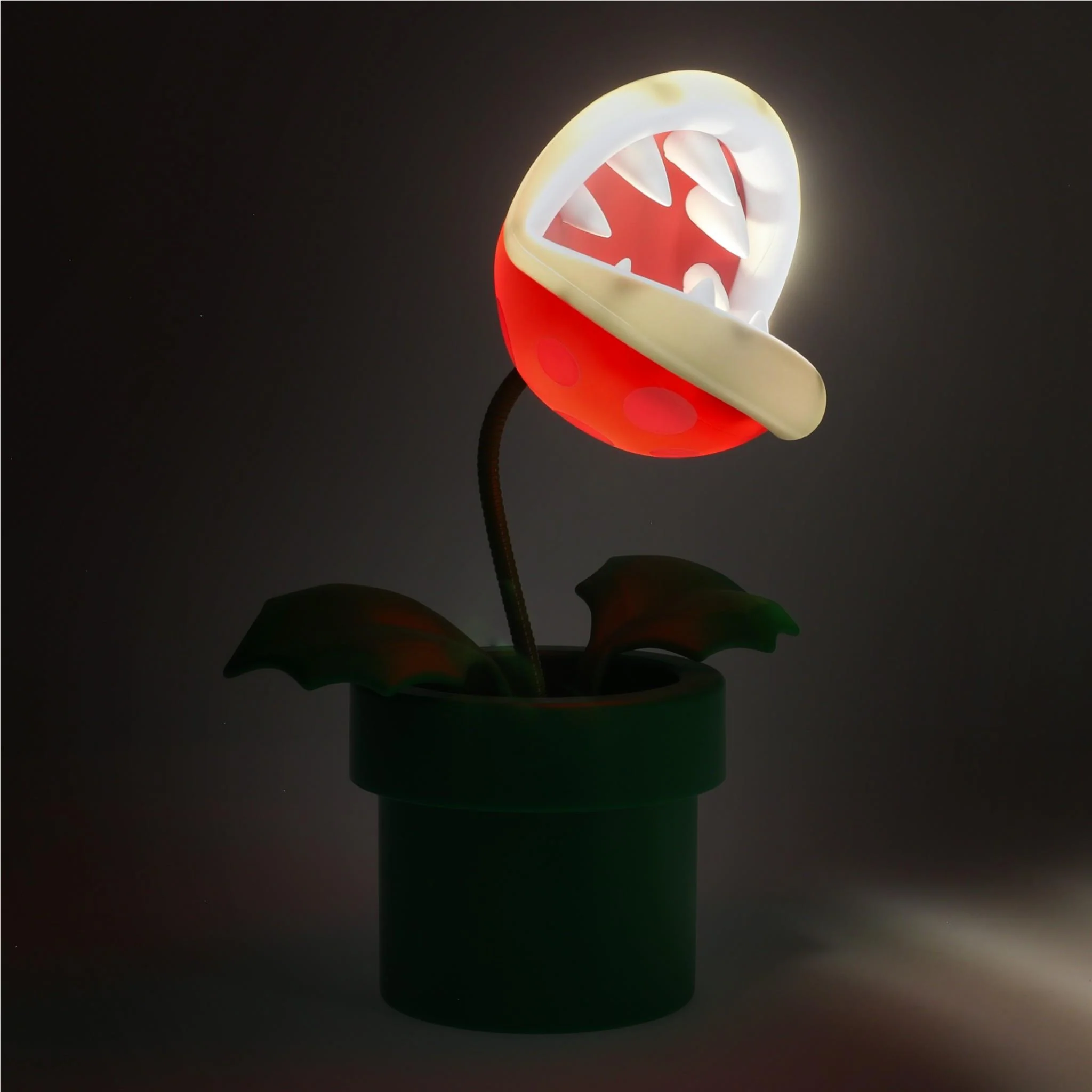 Super Mario - Mini Piranha Posable Light - Image 4