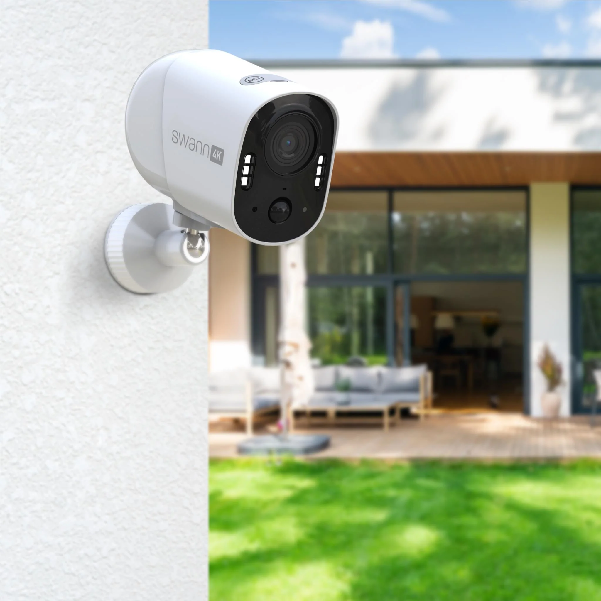 Swann Xtreem4K Wireless Security Camera with 32GB Micro SD & Cloud Storage (Single) - Image 4