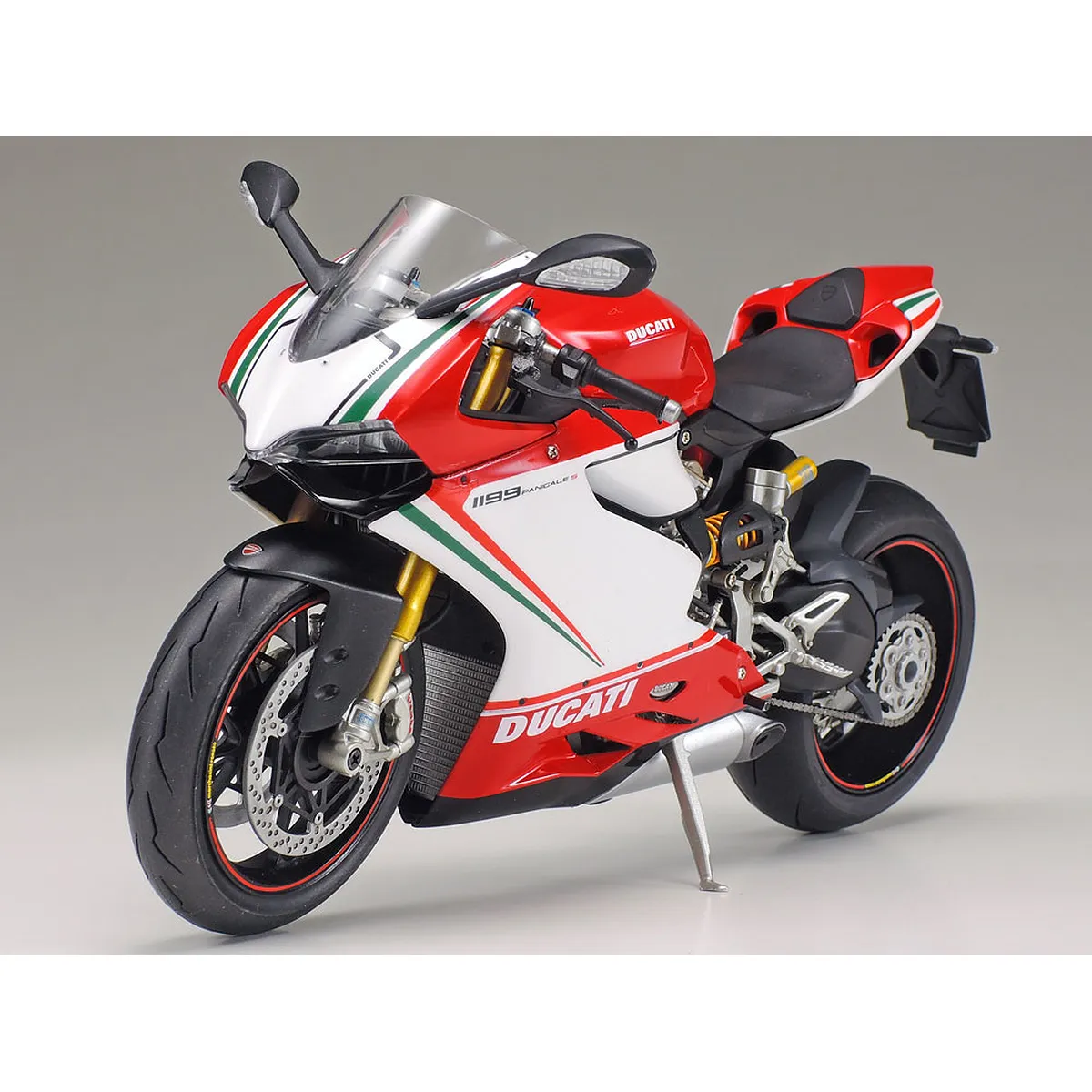Tamiya 1/12 Ducati 1199 Panigale S Tricolore Motorcycle Scaled Plastic Model Kit - Image 7