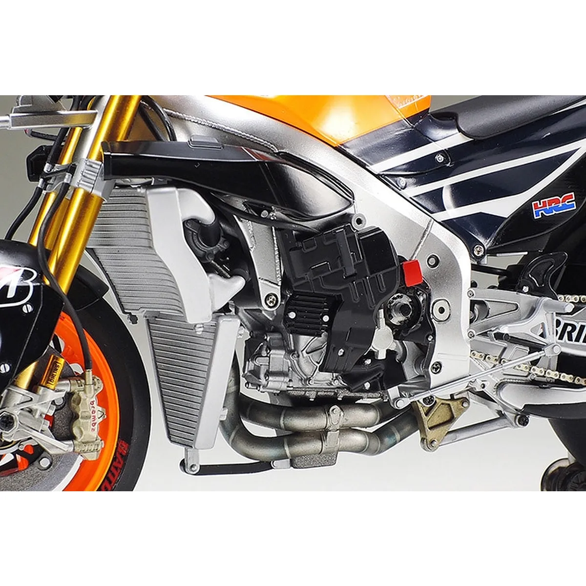 Tamiya 1/12 Repsol Honda RC212V 14 Motorcycle Scaled Plastic Model Kit - Image 5