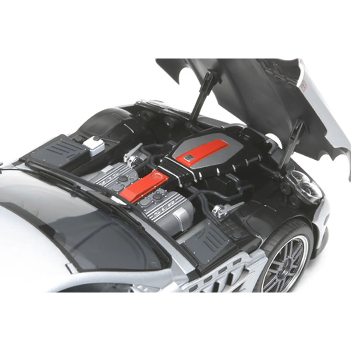 Tamiya 1/24 Mercedes-Benz SLR McLaren 722 Edition Scaled Plastic Model Kit - Image 5