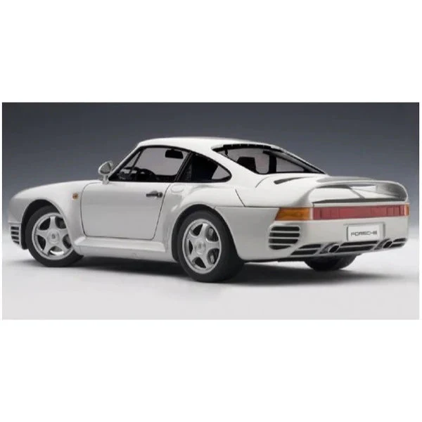 Tamiya 1/24 Porsche 959 Twin Turbo Scaled Plastic Model Kit - Image 4
